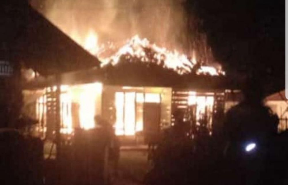 Ditinggal Pemilik Ke Luar Kota, Satu Unit Rumah di Desa Purwodadi Hangus Terbakar