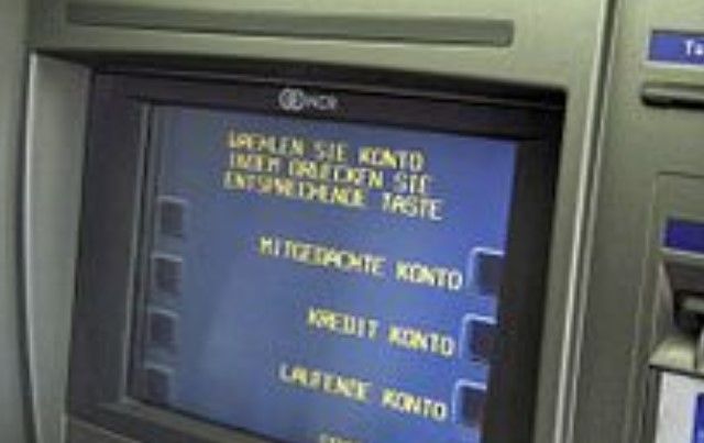 Batas Maksimal Penarikan Tunai di ATM Naik Jadi 20 Juta