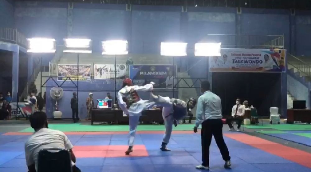 Atlet Akademi Taekwondo Korem 042/Gapu Toreh Prestasi Open Tournament Walikota Pariaman Cup I 