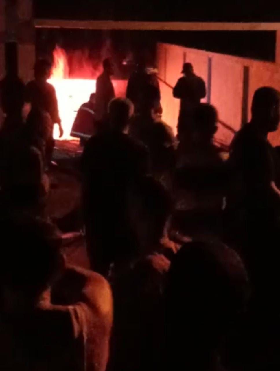 Rumah Toke Minyak di Seberang Kebakaran, Belasan Armada Damkar Diturunkan