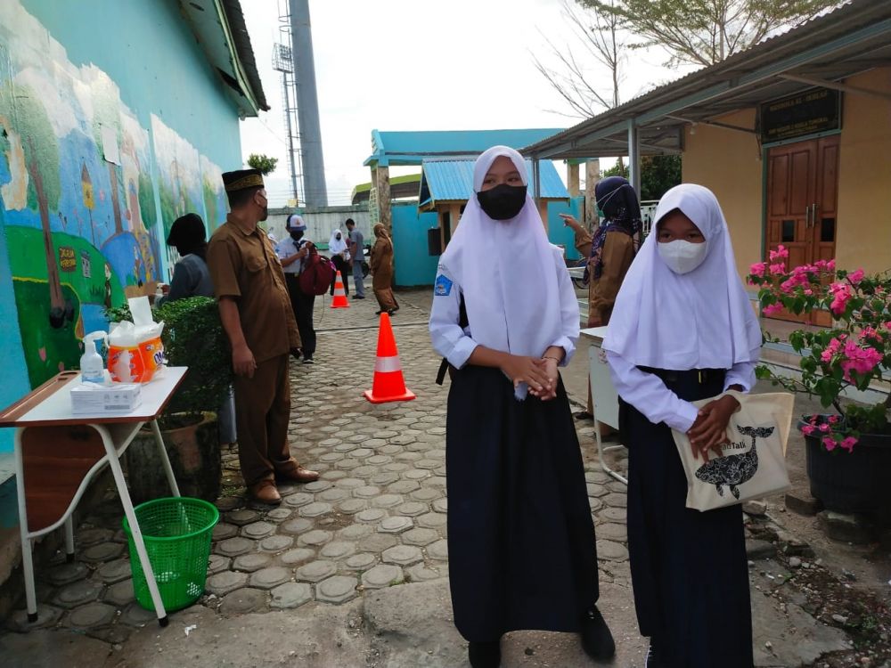 Sekolah Belum Secara Penuh Terapkan Prokes  Saat Penerapan Pembelajaran  Tatap Muka