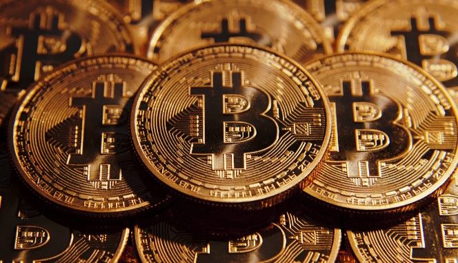 Bitcoin Diprediksi Tembus USD 100 Ribu Awal 2022