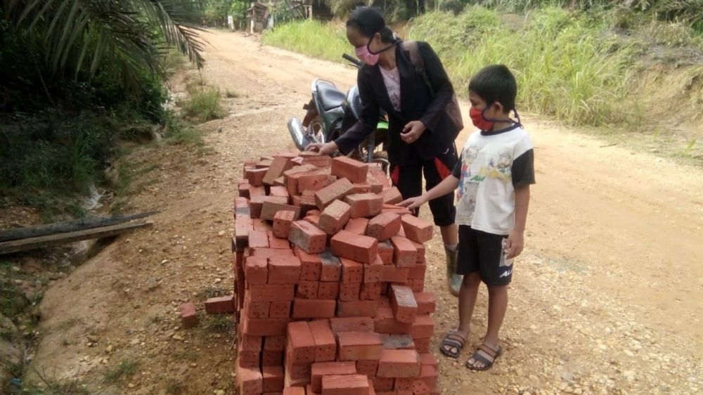 Pemilik Rumah Berterima Kasih pada Satgas TMMD ke-112