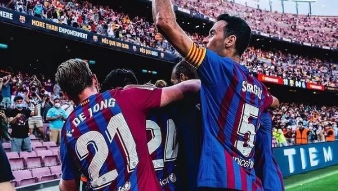 Hanya Menang Tipis, Barcelona Masih Bertahan di Champions League