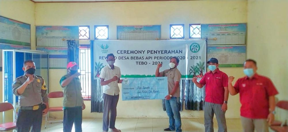 Desa Semambu Dapat Reward Desa Bebas Api  Asian Agri