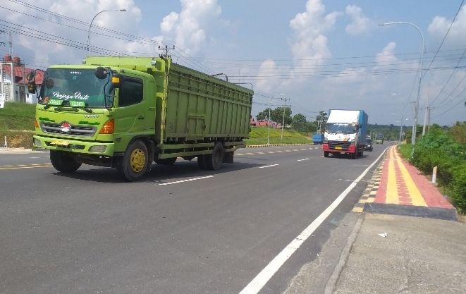 Warga Keluhkan Puluhan LPJU Padam   