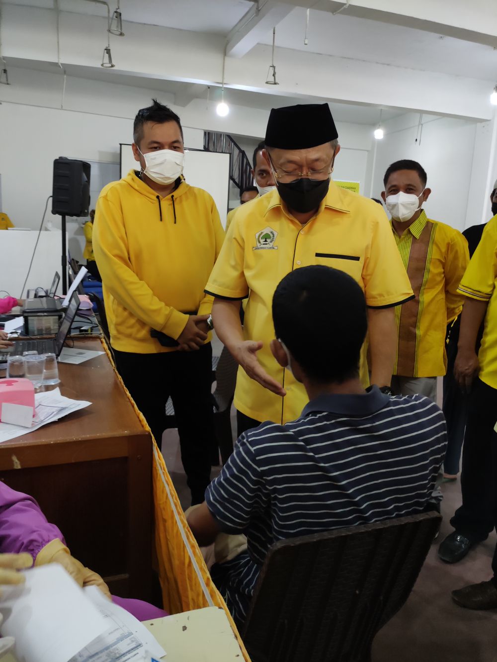 Cek Endra Gaungkan Airlangga Hartarto Presiden RI 2024 di Vaksin Golkar Jambi