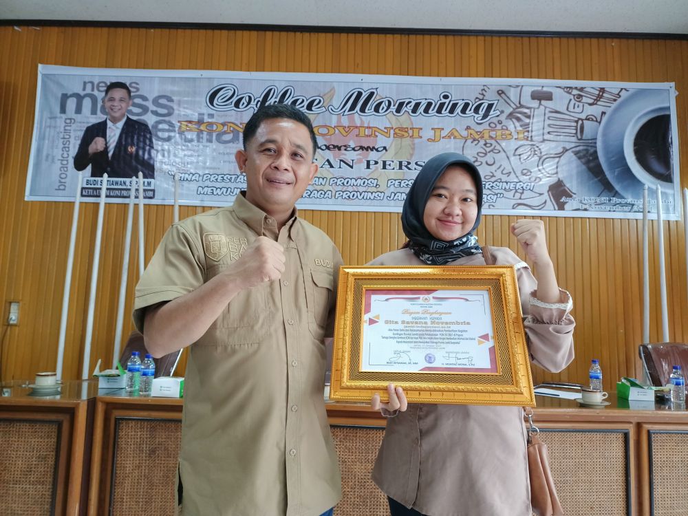 Ini Alasan Ketua KONI Provinsi Jambi Ganjar Penghargaan ke Wartawan jambi-independent.co.id