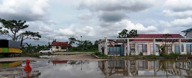 Terminal Pembengis Terbengkalai