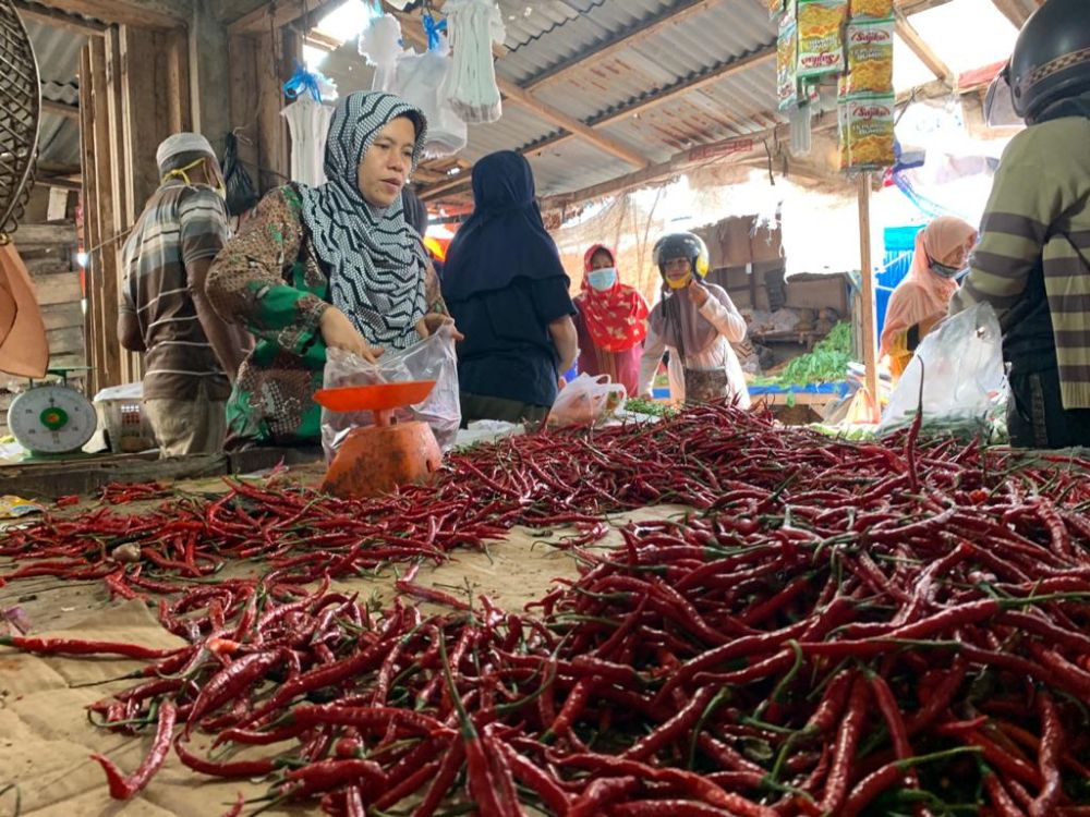 Harga Cabai Merah Semakin Pedas