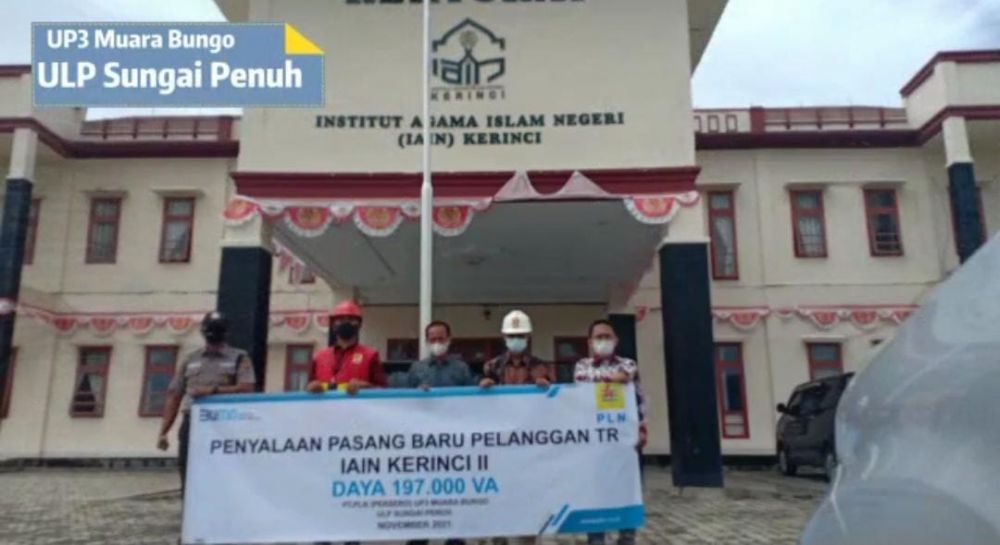 PLN (Persero) UP3 Muara Bungo dan ULP Sungai Penuh Lakukan Pemasangan Listrik baru di IAIN Kerinci