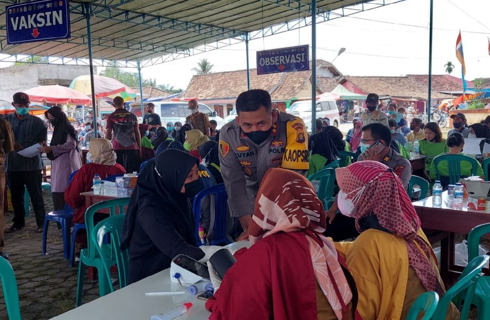 Gencarkan Vaksinasi, Satgas Sasar Pengunjung Pasar