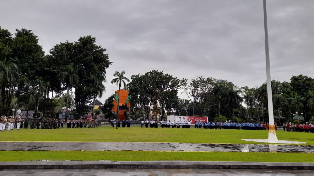 Semangat Hari Pahlawan di Balaikota Jambi, Diwarnai Rintik Hujan