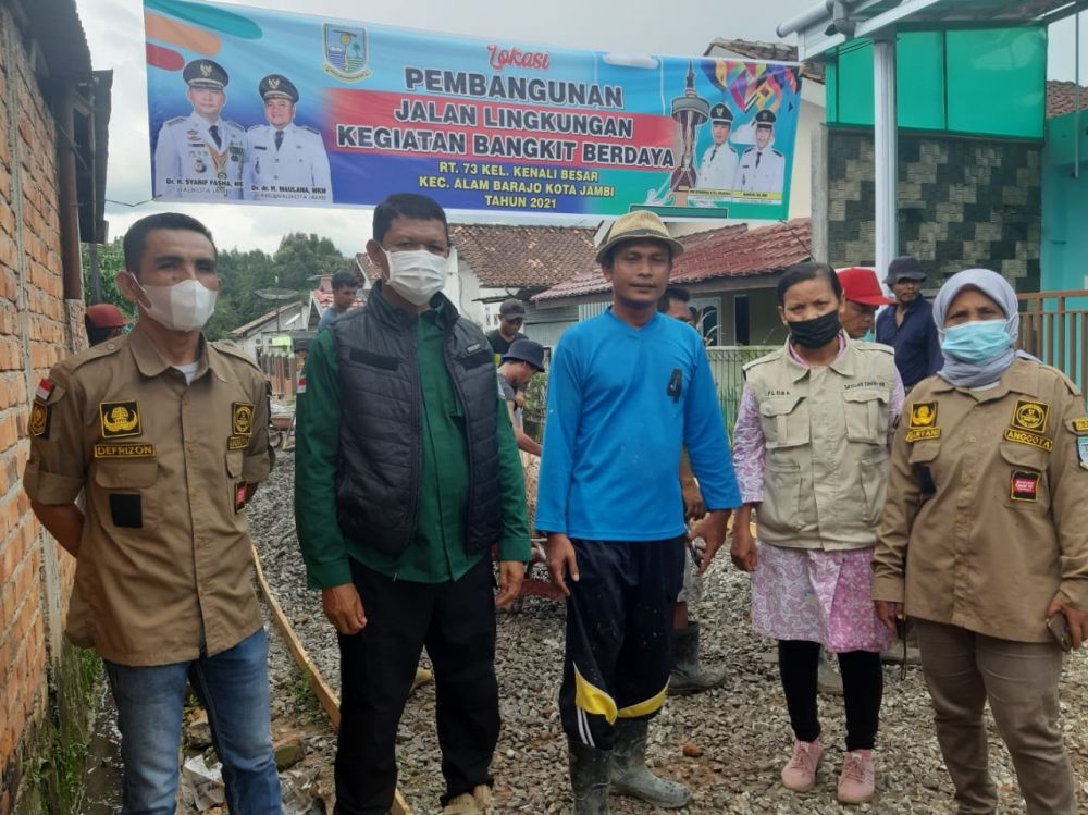 7 RT Dapat Pengerjaan Pembangunan Jalan