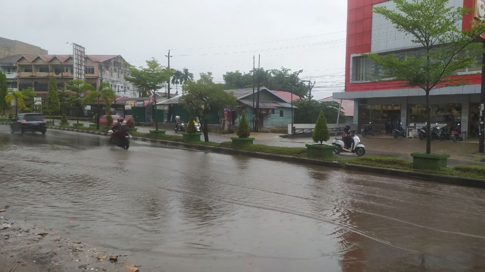 Jalan Pattimura Langganan Banjir
