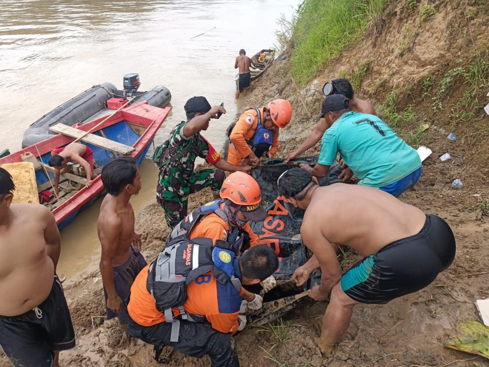 Bocah Tenggelam yang Ditinggal Ibunya ke Kamar Mandi, Ditemukan Tewas