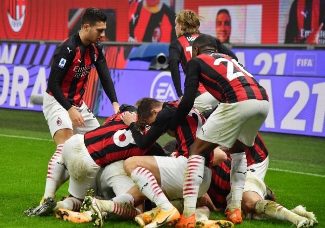 Hasil Liga Italia Semalam: Duo Milan Menang, Napoli Tertahan