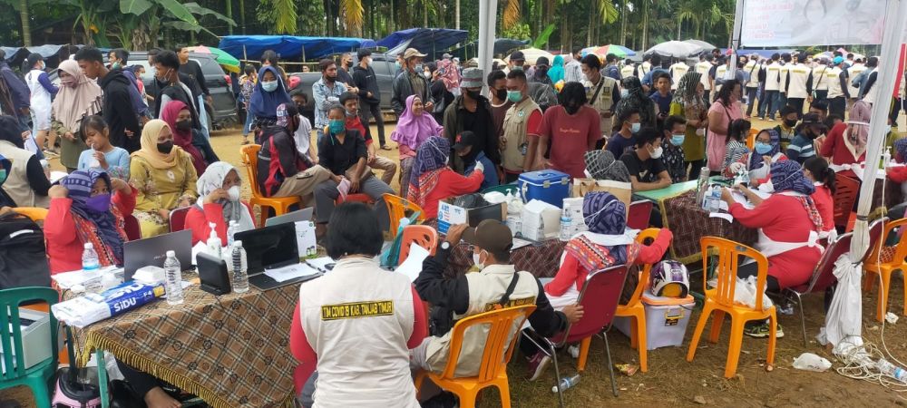 Penonton Manfaatkan Gerai Vaksin