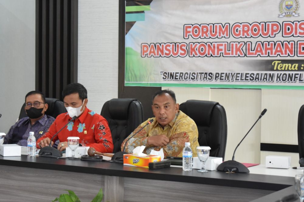 Danrem 042/Gapu jadi Narasumber FGD Pansus Konflik Lahan DPRD Provinsi Jambi