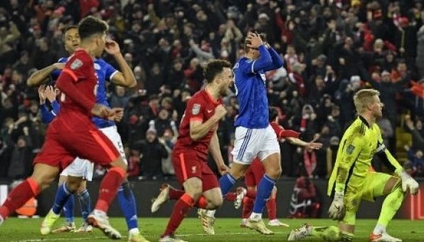 Adu Penalti, Liverpool Kalahkan Leicester City dan Melaju ke Semifinal Piala Liga