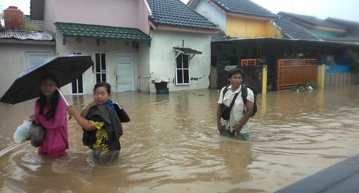 Palembang Kebanjiran, Warga Mengungsi