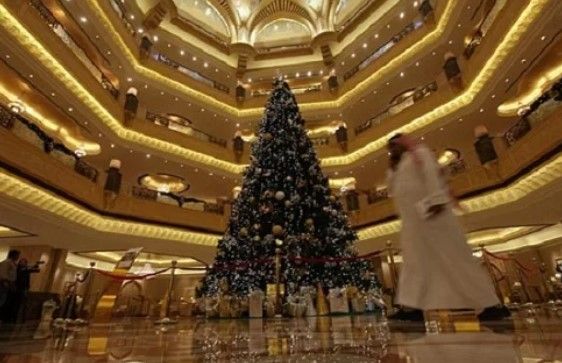 Perayaan Natal di Arab Saudi Kini Terbuka dan Meriah