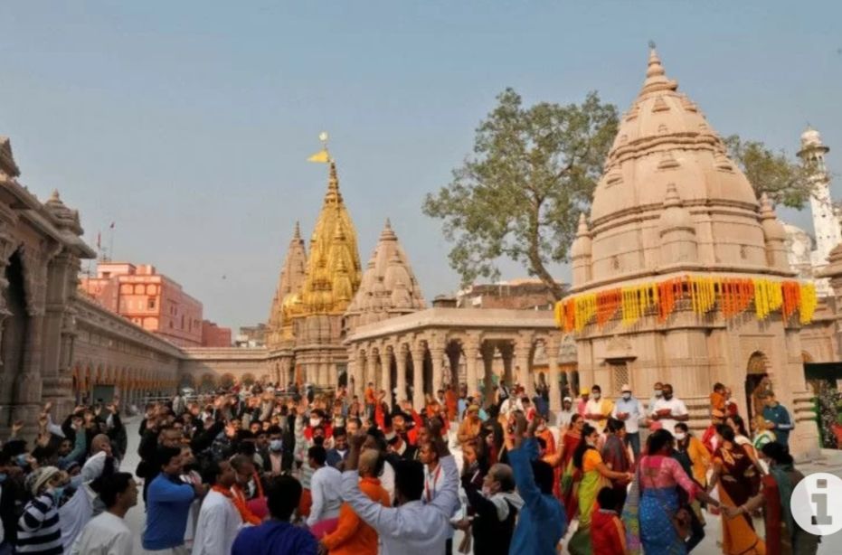 Belasan Orang Tewas Terinjak-injak di Kuil India