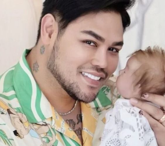 Ramai Artis Adopsi Boneka Arwah, Fivey Rachmawati: Kesyirikan yang Lagi Viral