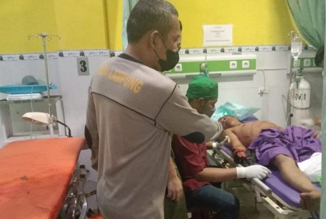 Dibacok dan Diserang Saat Mendapatkan Pertolongan di Puskesmas