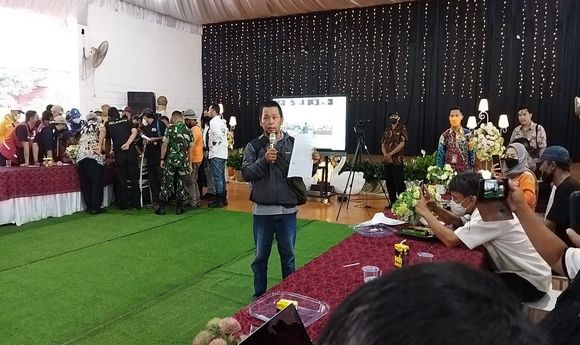 Youtuber ini Bertengkar dengan Sukarelawan Semeru, Videonya Viral, Ujung-Ujungnya