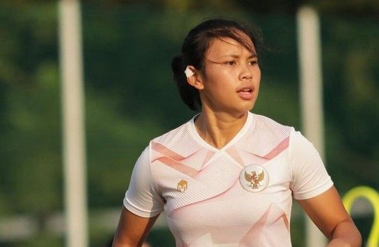 Ini Dia Pesepak Bola Wanita Indonesia Pertama yang Dikontrak Klub Luar Negeri, Membanggakan