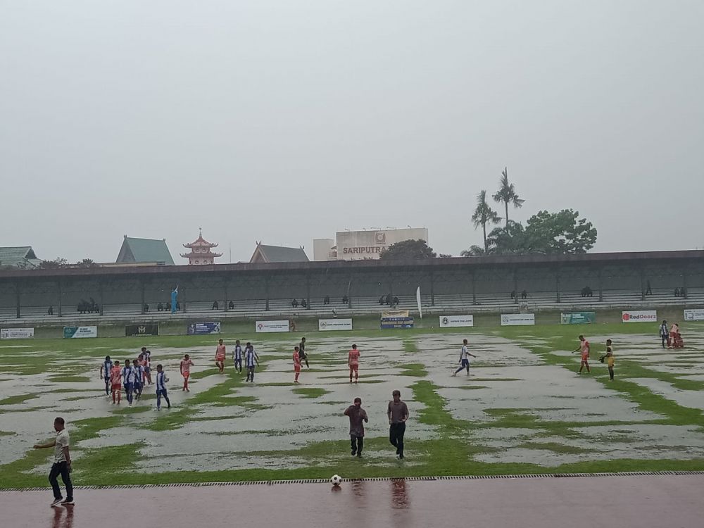 Diguyur Hujan Pada Gubernur Cup Jambi 2022, Askab Tebo Permalukan PS Tanjabtim, Skor 3-1