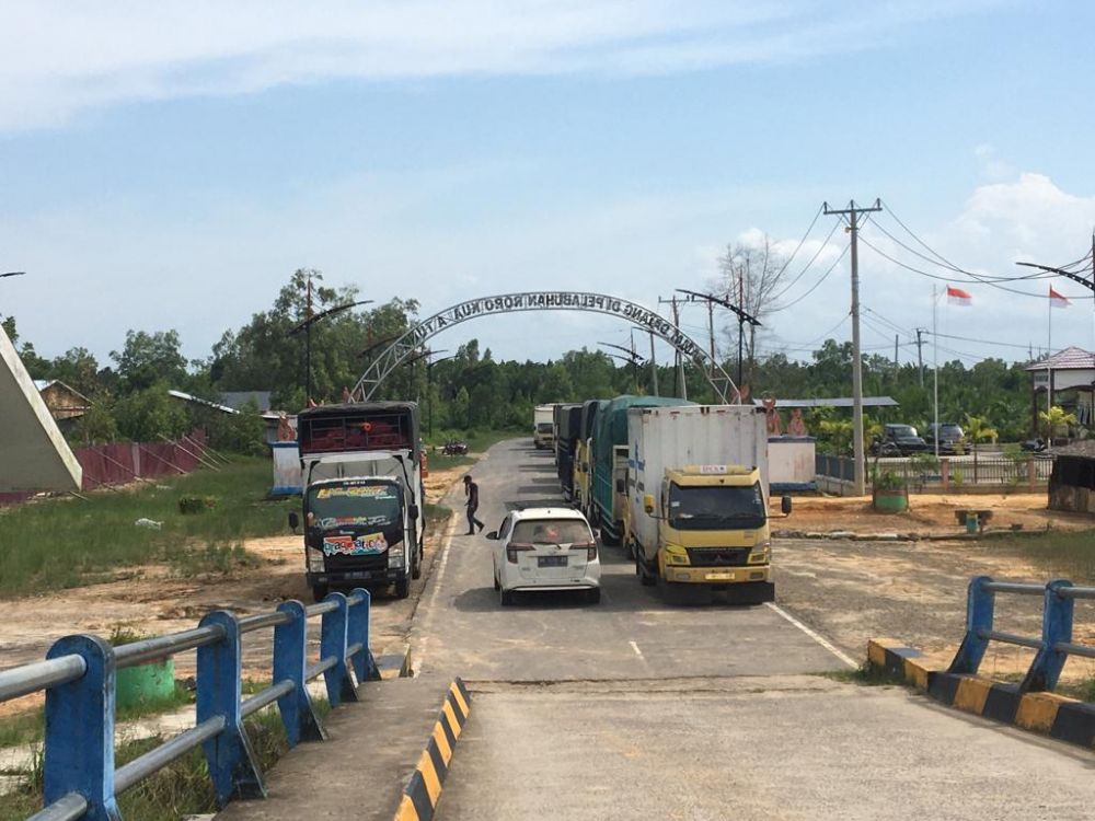 Mesin Kapal Roro Rusak, Sejumlah Kendaraan dan Angkutan Menumpuk