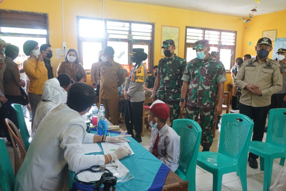 Pantau Vaksinasi Anak, Danrem 042/Gapu : Capaian Vaksinasi di Tebo Luar Biasa