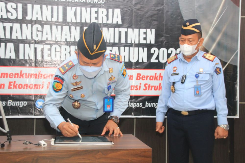 Kakanwil Jambi Saksikan langsung Deklarasi janji Kinerja di Lapas Bungo