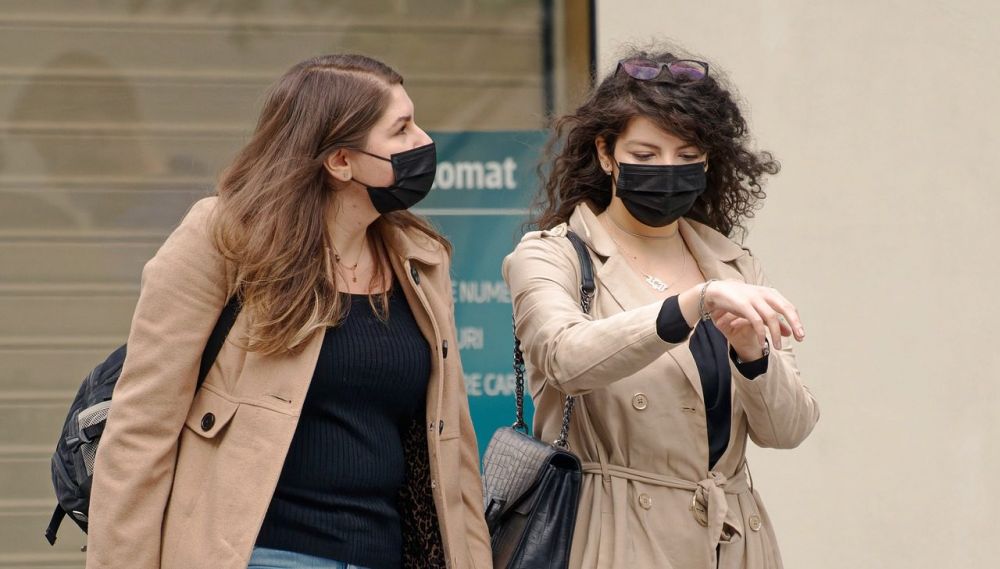 Masker Ternyata Bisa Membuat Penampilan Orang Lebih Menarik