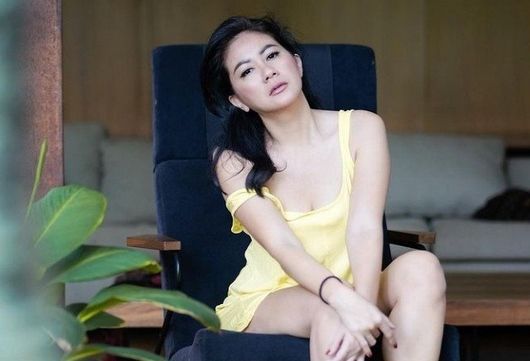 3 Foto Terbaru Tante Atien yang Membuat Netizen Takjub