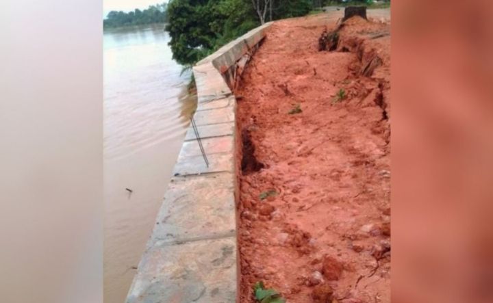 Masih Proses Pembangunan, Turap Senilai Rp 2,8 M Nyaris Ambruk