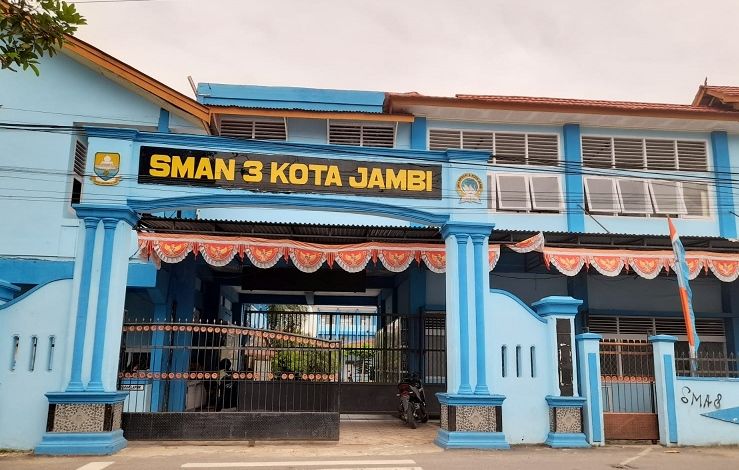 PCR Belum Keluar, Sudah Masuk Sekolah