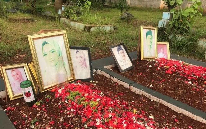 BKN Tolak Pembongkaran Makam Vanessa Angel