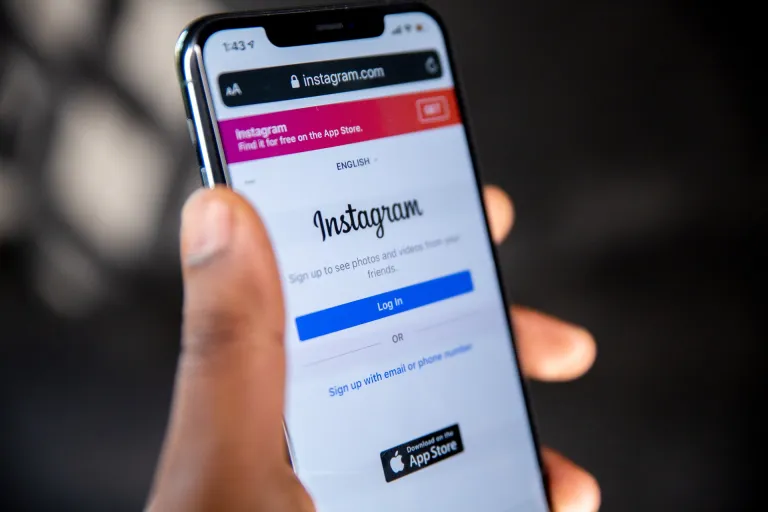 Instagram Semakin Privasi, Like Story Tak Lagi Dapat Notifikasi di Direct Message   