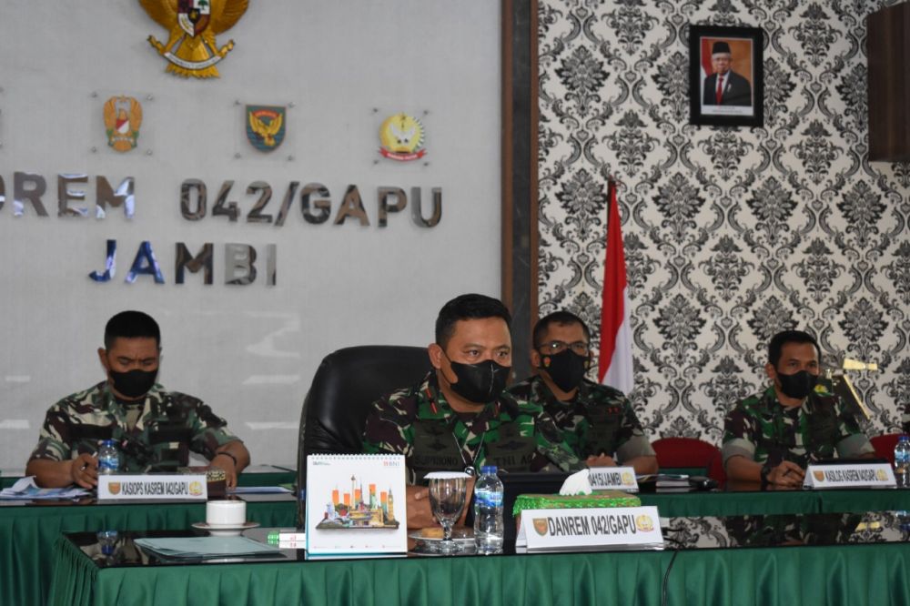 Danrem Gapu Ikuti Zoom Meeting Bersama Panglima TNI