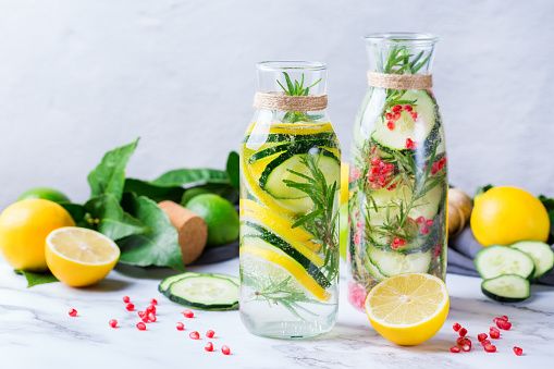 Simak, 6 Aneka Infused Water dan Manfaatnya