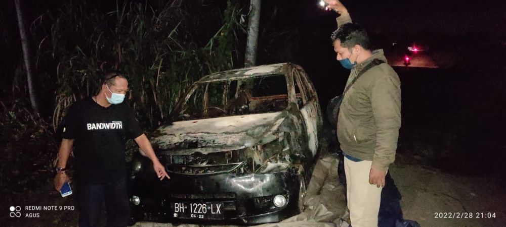Disambar Api saat Diperbaiki, Satu Unit Mobil di Kumpeh Ulu Terbakar