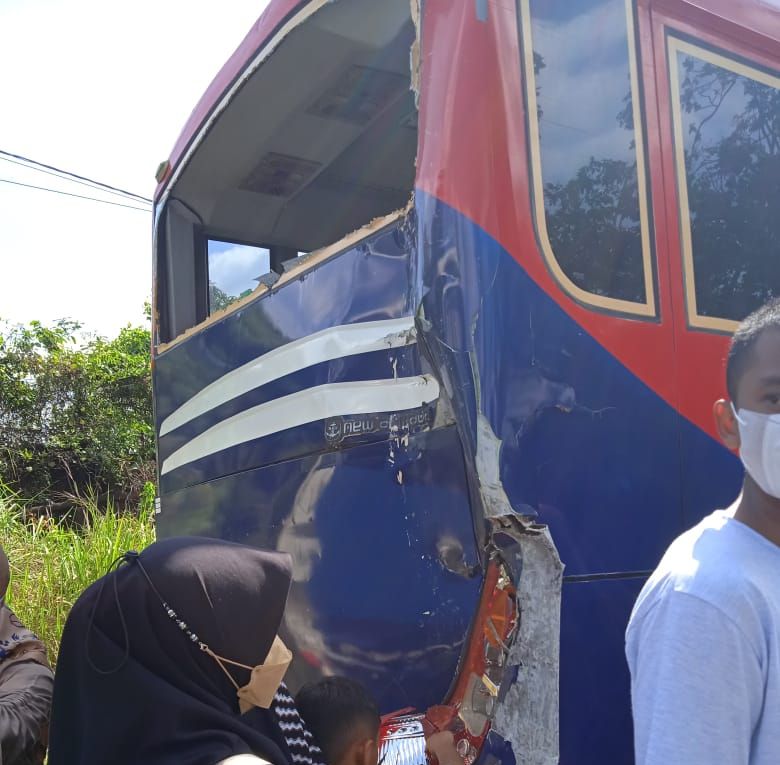 Rencana Bawa Anak TK Liburan ke Jambi, Bus Pemkab Tanjab Barat Kecelakaan di Muarojambi