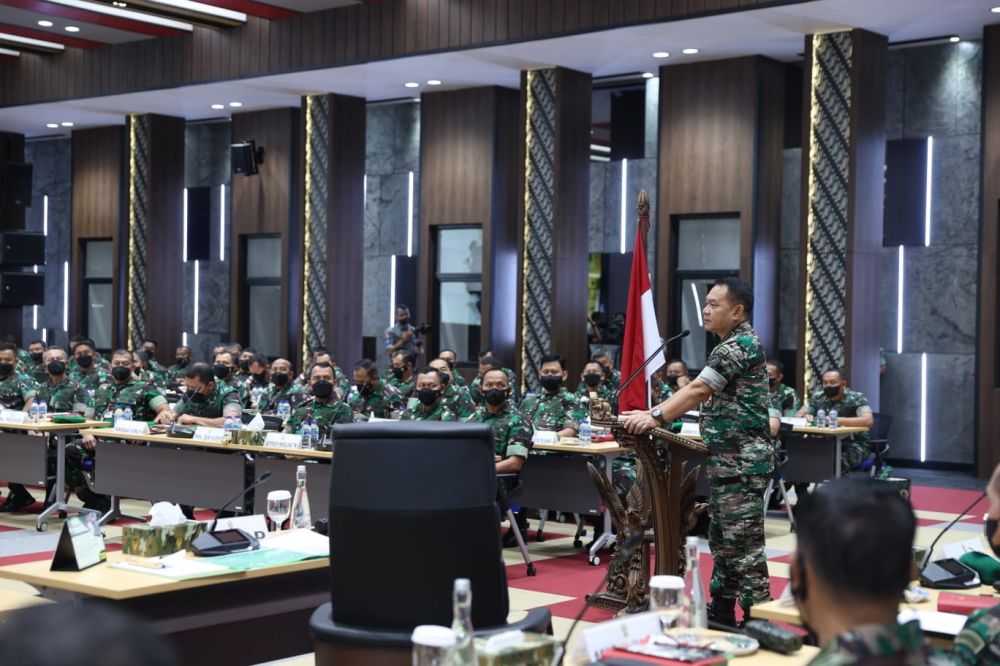 Danrem 042/Gapu Mengikuti Rapim TNI AD 2022