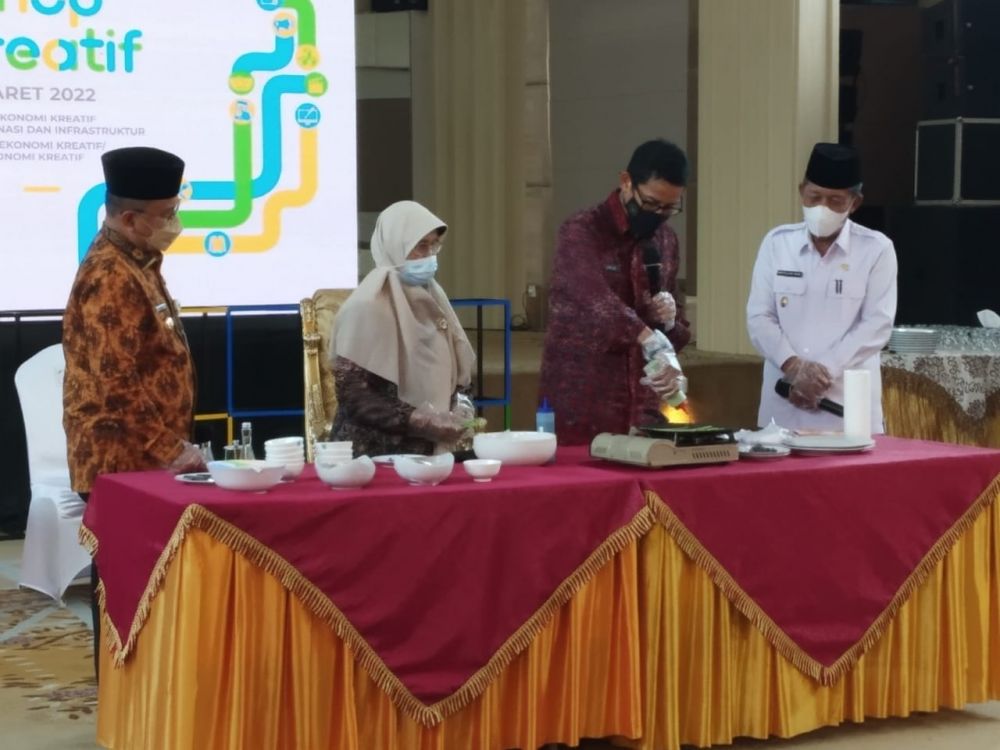 Bikin Roti Jalo, Sandiaga Uno: Motifnya Ruwet, Kayak Pikiran