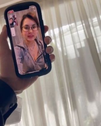 Viral, Raffi Ahmad Video Call dengan Legenda Film Porno Jepang 'Miyabi'