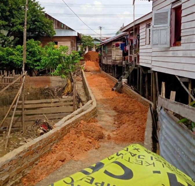 Kelurahan Teluk Kenali Kebagian Rp80 Juta, Untuk Bangun Lapangan dan Perbaikan Jalan