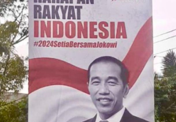 Baliho '2024 Setia Bersama Jokowi' Viral, Netizen: Seperti Sudah Dipersiapkan dengan Matang